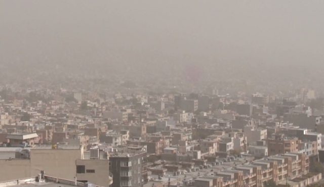 خیمه ریزگردها بر آسمان کردستان